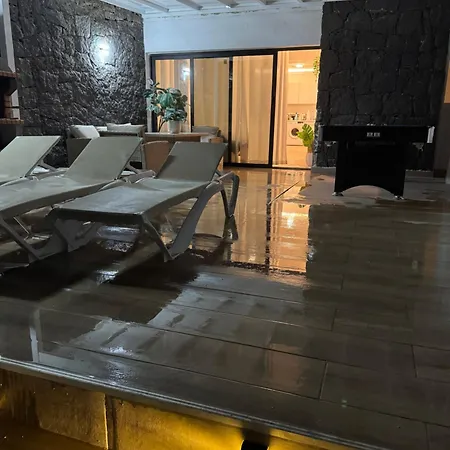 Dani Lanzarote アパート