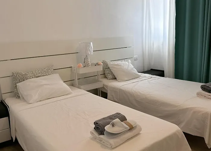 Dani Lanzarote Апартаменты Коста Бланка